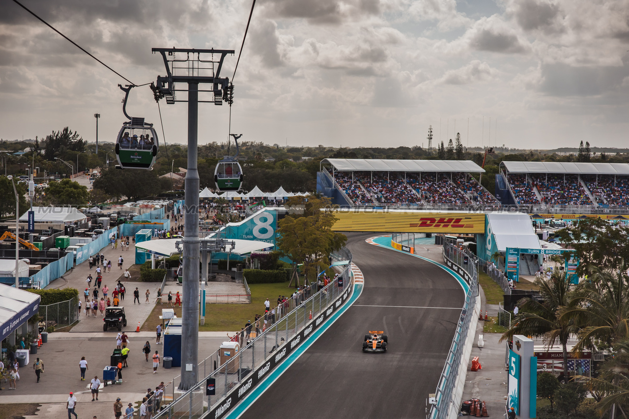 GP MIAMI, Oscar Piastri (AUS) McLaren MCL60.

07.05.2023. Formula 1 World Championship, Rd 5, Miami Grand Prix, Miami, Florida, USA, Gara Day.

- www.xpbimages.com, EMail: requests@xpbimages.com ¬© Copyright: Bearne / XPB Images