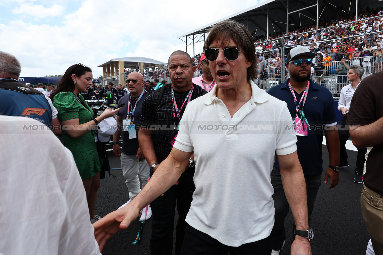 GP MIAMI, Tom Cruise (USA) Actor on the grid.

07.05.2023. Formula 1 World Championship, Rd 5, Miami Grand Prix, Miami, Florida, USA, Gara Day.

- www.xpbimages.com, EMail: requests@xpbimages.com ¬© Copyright: Moy / XPB Images