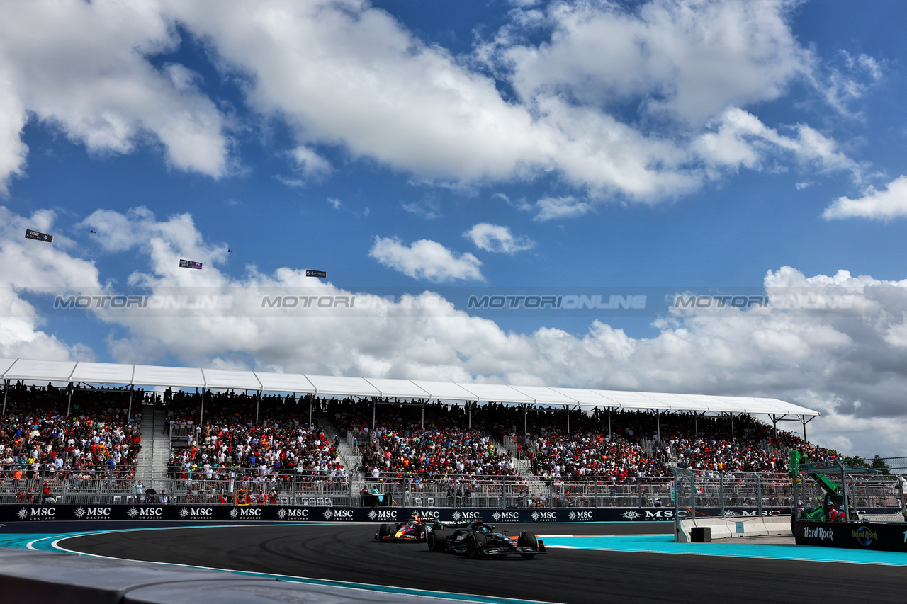 GP MIAMI, George Russell (GBR) Mercedes AMG F1 W14.

07.05.2023. Formula 1 World Championship, Rd 5, Miami Grand Prix, Miami, Florida, USA, Gara Day.

 - www.xpbimages.com, EMail: requests@xpbimages.com ¬© Copyright: Coates / XPB Images