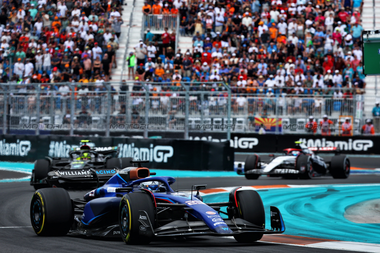 GP MIAMI, Alexander Albon (THA) Williams Racing FW45.

07.05.2023. Formula 1 World Championship, Rd 5, Miami Grand Prix, Miami, Florida, USA, Gara Day.

- www.xpbimages.com, EMail: requests@xpbimages.com ¬© Copyright: Charniaux / XPB Images