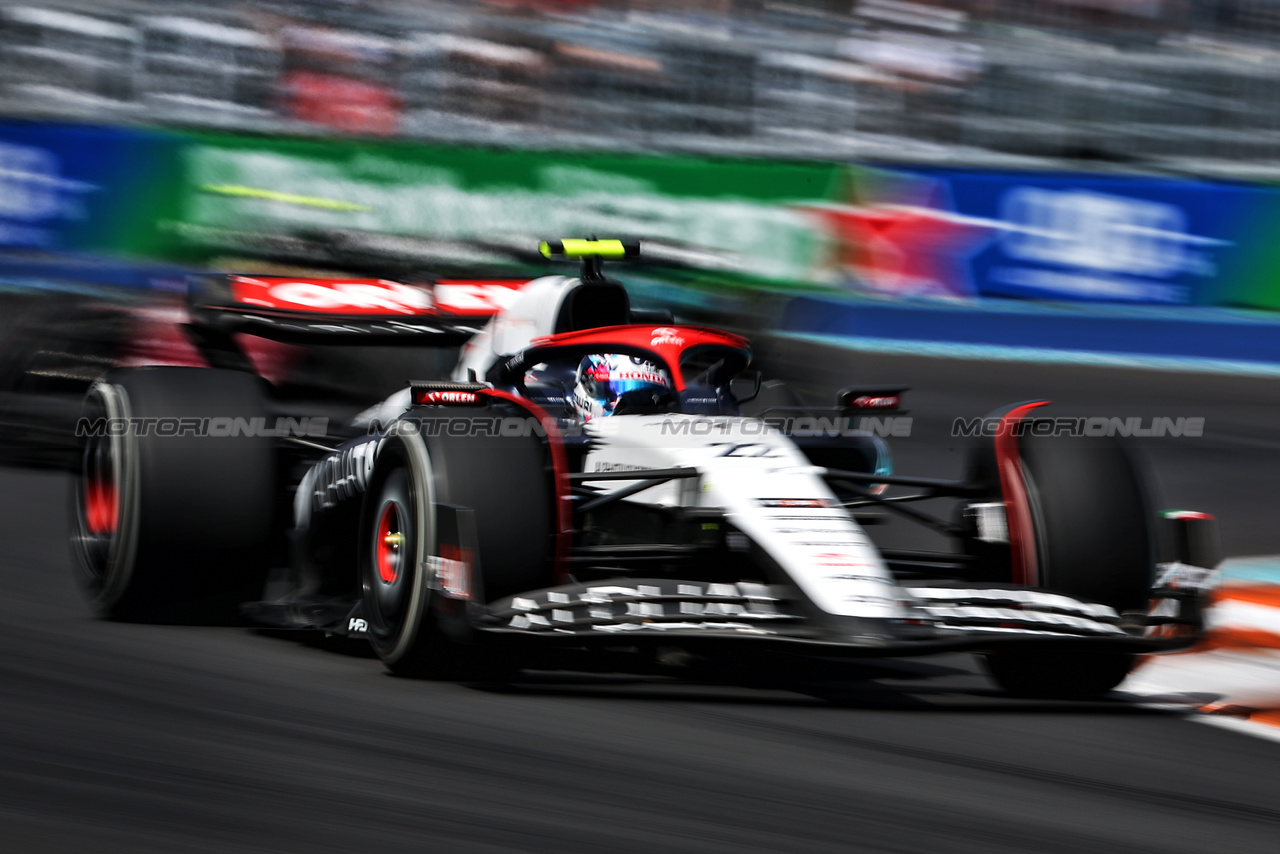 GP MIAMI, Yuki Tsunoda (JPN) AlphaTauri AT04.

07.05.2023. Formula 1 World Championship, Rd 5, Miami Grand Prix, Miami, Florida, USA, Gara Day.

- www.xpbimages.com, EMail: requests@xpbimages.com ¬© Copyright: Charniaux / XPB Images