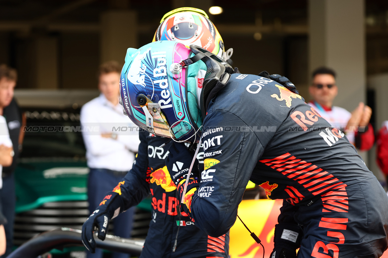 GP MIAMI, 1st place Max Verstappen (NLD) Red Bull Racing RB19, 2nd place Sergio Perez (MEX) Red Bull Racing RB19.
07.05.2023. Formula 1 World Championship, Rd 5, Miami Grand Prix, Miami, Florida, USA, Gara Day.
- www.xpbimages.com, EMail: requests@xpbimages.com ¬© Copyright: Batchelor / XPB Images