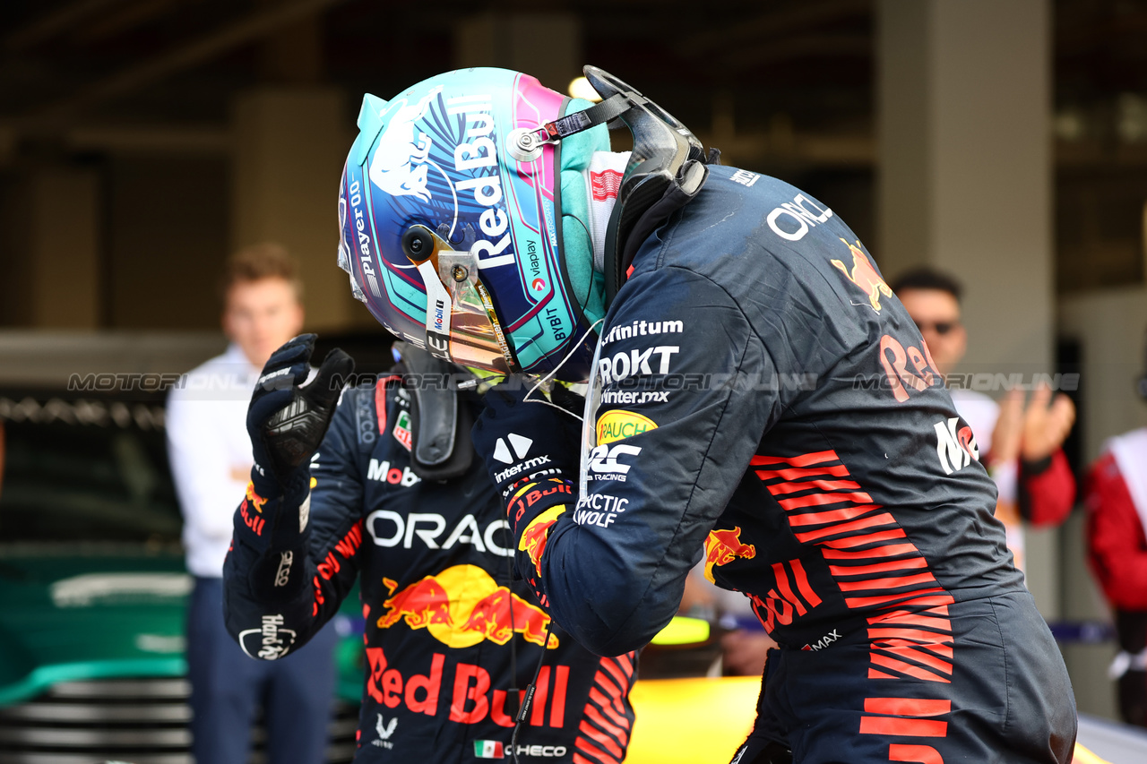 GP MIAMI, 1st place Max Verstappen (NLD) Red Bull Racing RB19, 2nd place Sergio Perez (MEX) Red Bull Racing RB19.
07.05.2023. Formula 1 World Championship, Rd 5, Miami Grand Prix, Miami, Florida, USA, Gara Day.
- www.xpbimages.com, EMail: requests@xpbimages.com ¬© Copyright: Batchelor / XPB Images