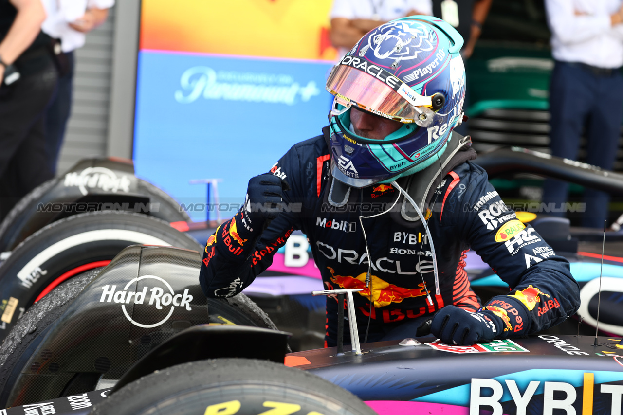 GP MIAMI, 1st place Max Verstappen (NLD) Red Bull Racing RB19, 2nd place Sergio Perez (MEX) Red Bull Racing RB19.
07.05.2023. Formula 1 World Championship, Rd 5, Miami Grand Prix, Miami, Florida, USA, Gara Day.
- www.xpbimages.com, EMail: requests@xpbimages.com ¬© Copyright: Batchelor / XPB Images