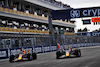 GP MIAMI, (L to R): Sergio Perez (MEX) Red Bull Racing RB19 e Max Verstappen (NLD) Red Bull Racing RB19 battle for the lead of the race.
07.05.2023. Formula 1 World Championship, Rd 5, Miami Grand Prix, Miami, Florida, USA, Gara Day.
- www.xpbimages.com, EMail: requests@xpbimages.com ¬© Copyright: Price / XPB Images