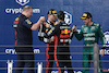 GP MIAMI, The podium: Oliver Hughes (GBR) Red Bull Racing Chief Marketing Officer; Sergio Perez (MEX) Red Bull Racing, second; Max Verstappen (NLD) Red Bull Racing, vincitore; Fernando Alonso (ESP) Aston Martin F1 Team, third.
07.05.2023. Formula 1 World Championship, Rd 5, Miami Grand Prix, Miami, Florida, USA, Gara Day.
- www.xpbimages.com, EMail: requests@xpbimages.com ¬© Copyright: Moy / XPB Images