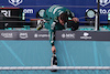 GP MIAMI, Fernando Alonso (ESP) Aston Martin F1 Team drops his champagne bottle from the podium.
07.05.2023. Formula 1 World Championship, Rd 5, Miami Grand Prix, Miami, Florida, USA, Gara Day.
- www.xpbimages.com, EMail: requests@xpbimages.com ¬© Copyright: Moy / XPB Images