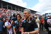 GP MIAMI, Luca de Meo (ITA) Groupe Renault Chief Executive Officer on the grid.
07.05.2023. Formula 1 World Championship, Rd 5, Miami Grand Prix, Miami, Florida, USA, Gara Day.
- www.xpbimages.com, EMail: requests@xpbimages.com ¬© Copyright: Batchelor / XPB Images