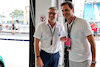 GP MIAMI, (L to R): Bernd Maylander (GER) FIA Safety Car Driver with Roger Federer (SUI) Tennis Player.
07.05.2023. Formula 1 World Championship, Rd 5, Miami Grand Prix, Miami, Florida, USA, Gara Day.
- www.xpbimages.com, EMail: requests@xpbimages.com ¬© Copyright: Moy / XPB Images