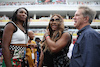 GP MIAMI, (L to R): Venus Williams (USA) Tennis Player e sister Serena Williams (USA) Tennis Player on the grid.
07.05.2023. Formula 1 World Championship, Rd 5, Miami Grand Prix, Miami, Florida, USA, Gara Day.
 - www.xpbimages.com, EMail: requests@xpbimages.com ¬© Copyright: Gilbert / XPB Images