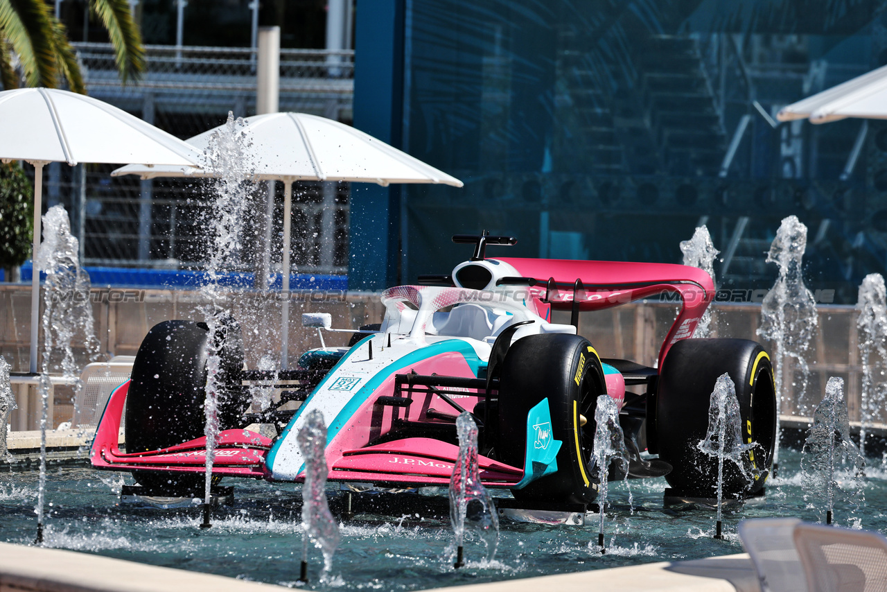GP MIAMI, Circuit Atmosfera - water fountain display.

04.05.2023. Formula 1 World Championship, Rd 5, Miami Grand Prix, Miami, Florida, USA, Preparation Day.

- www.xpbimages.com, EMail: requests@xpbimages.com ¬© Copyright: Moy / XPB Images