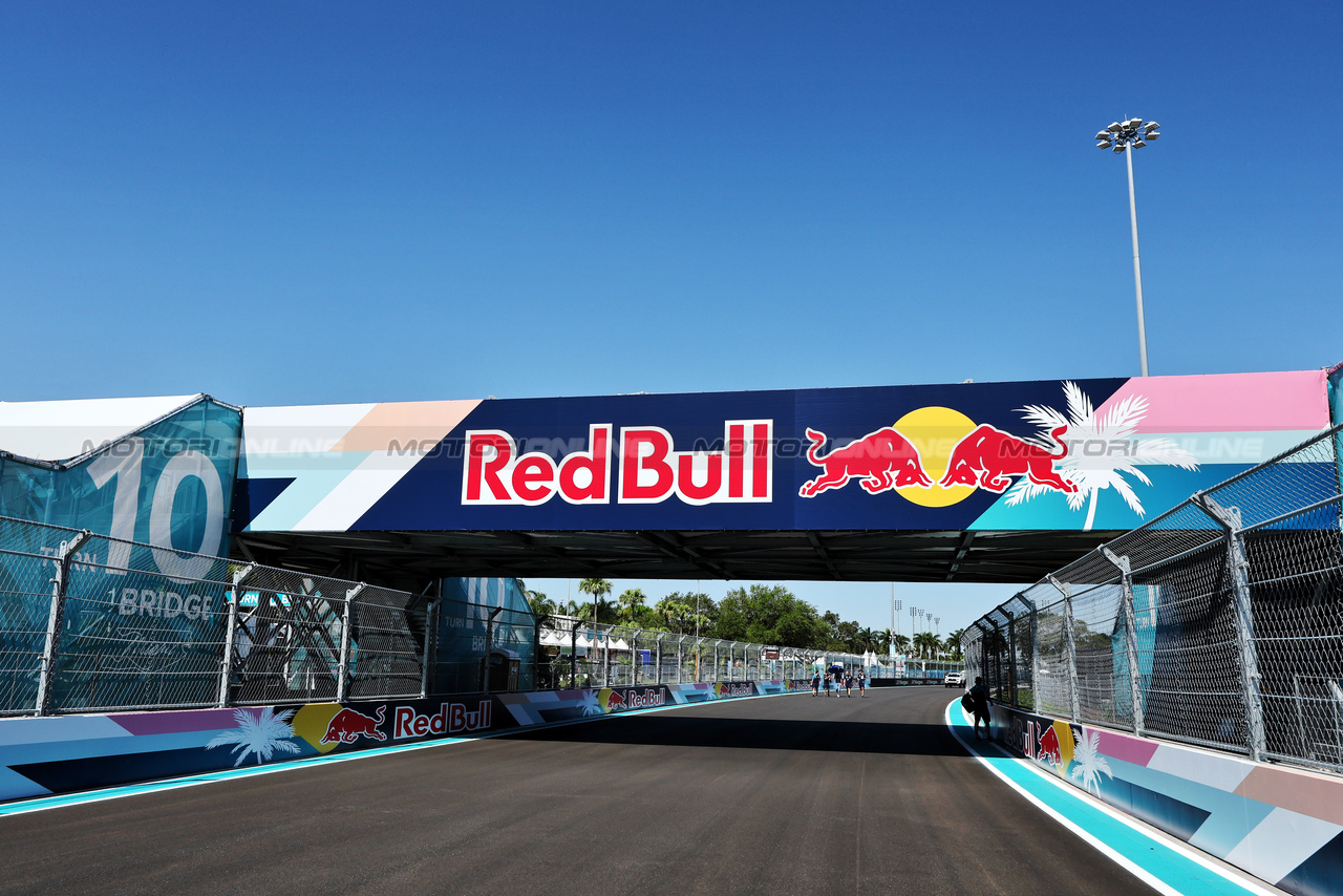 GP MIAMI, Circuit Atmosfera.

04.05.2023. Formula 1 World Championship, Rd 5, Miami Grand Prix, Miami, Florida, USA, Preparation Day.

- www.xpbimages.com, EMail: requests@xpbimages.com ¬© Copyright: Moy / XPB Images