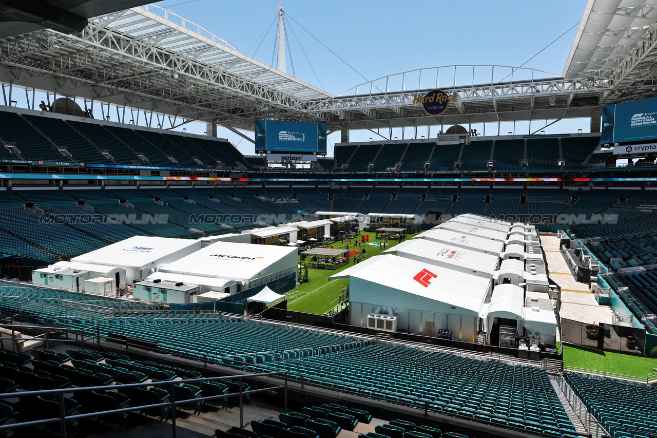 GP MIAMI, Circuit Atmosfera - the F1 Paddock contained inside the Hard Rock Stadium.

04.05.2023. Formula 1 World Championship, Rd 5, Miami Grand Prix, Miami, Florida, USA, Preparation Day.

- www.xpbimages.com, EMail: requests@xpbimages.com ¬© Copyright: Moy / XPB Images