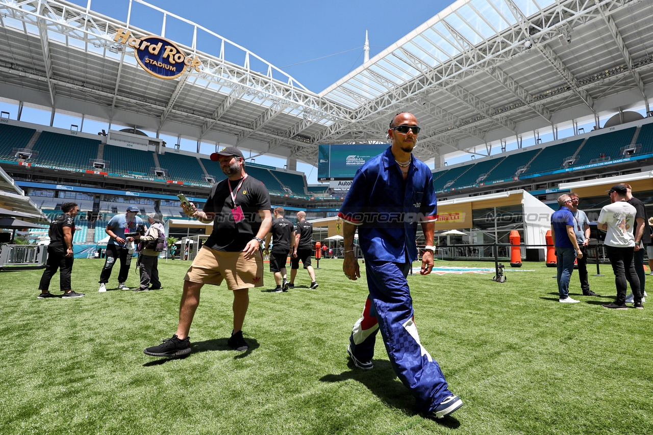 GP MIAMI, Lewis Hamilton (GBR) Mercedes AMG F1.

04.05.2023. Formula 1 World Championship, Rd 5, Miami Grand Prix, Miami, Florida, USA, Preparation Day.

- www.xpbimages.com, EMail: requests@xpbimages.com ¬© Copyright: Moy / XPB Images