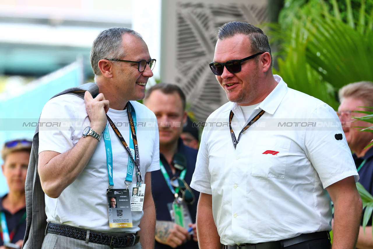 GP MIAMI, Stefano Domenicali (ITA) Formula One President e CEO (Left).

04.05.2023. Formula 1 World Championship, Rd 5, Miami Grand Prix, Miami, Florida, USA, Preparation Day.

 - www.xpbimages.com, EMail: requests@xpbimages.com ¬© Copyright: Coates / XPB Images