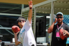 GP MIAMI, Zhou Guanyu (CHN) Alfa Romeo F1 Team with Miami Dolphins American Football Player.
04.05.2023. Formula 1 World Championship, Rd 5, Miami Grand Prix, Miami, Florida, USA, Preparation Day.
- www.xpbimages.com, EMail: requests@xpbimages.com ¬© Copyright: Moy / XPB Images