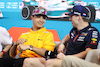 GP MIAMI, (L to R): Lando Norris (GBR) McLaren e Max Verstappen (NLD) Red Bull Racing in the FIA Press Conference.
04.05.2023. Formula 1 World Championship, Rd 5, Miami Grand Prix, Miami, Florida, USA, Preparation Day.
- www.xpbimages.com, EMail: requests@xpbimages.com ¬© Copyright: XPB Images
