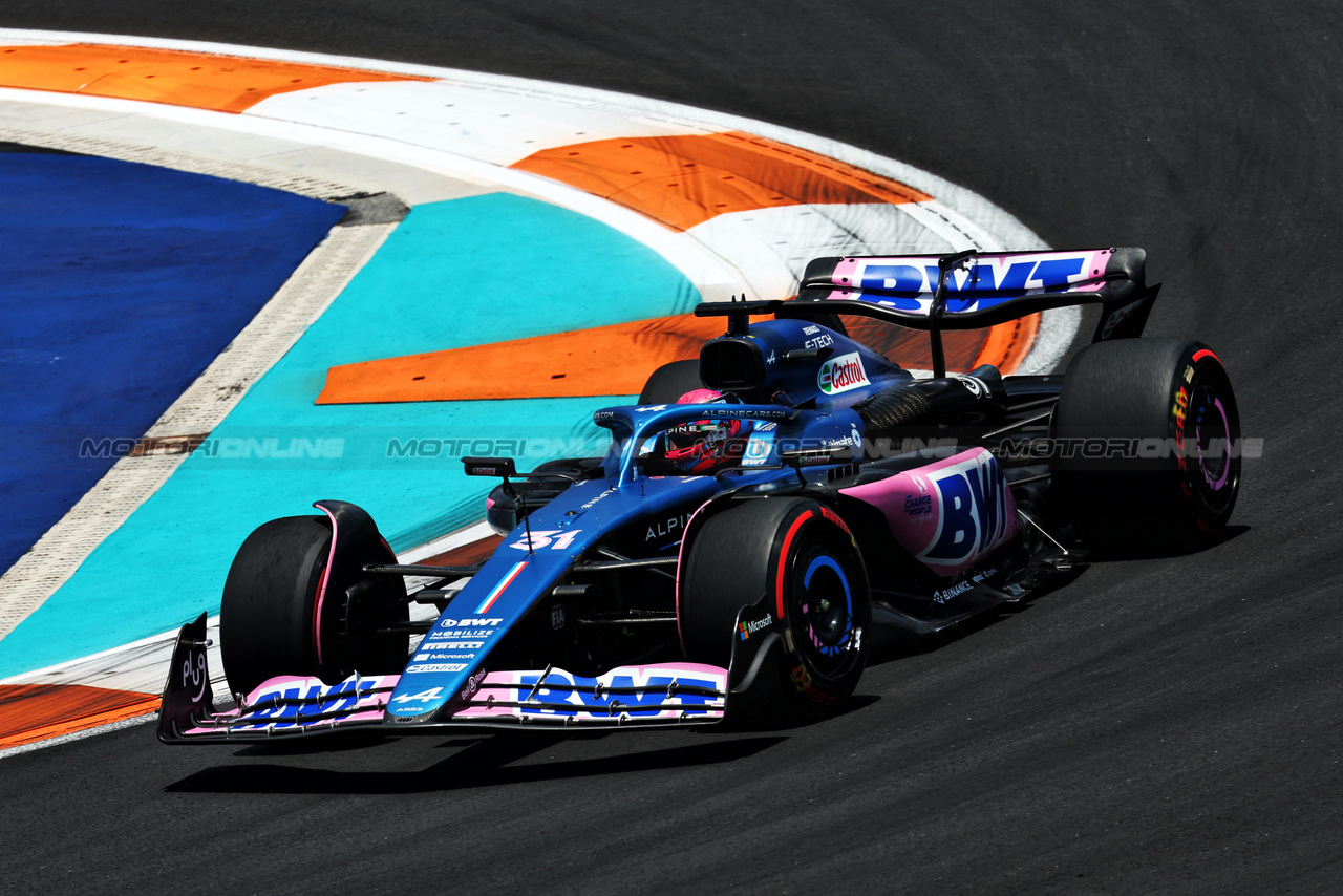 GP MIAMI, Esteban Ocon (FRA) Alpine F1 Team A523.

06.05.2023. Formula 1 World Championship, Rd 5, Miami Grand Prix, Miami, Florida, USA, Qualifiche Day.

- www.xpbimages.com, EMail: requests@xpbimages.com ¬© Copyright: Moy / XPB Images