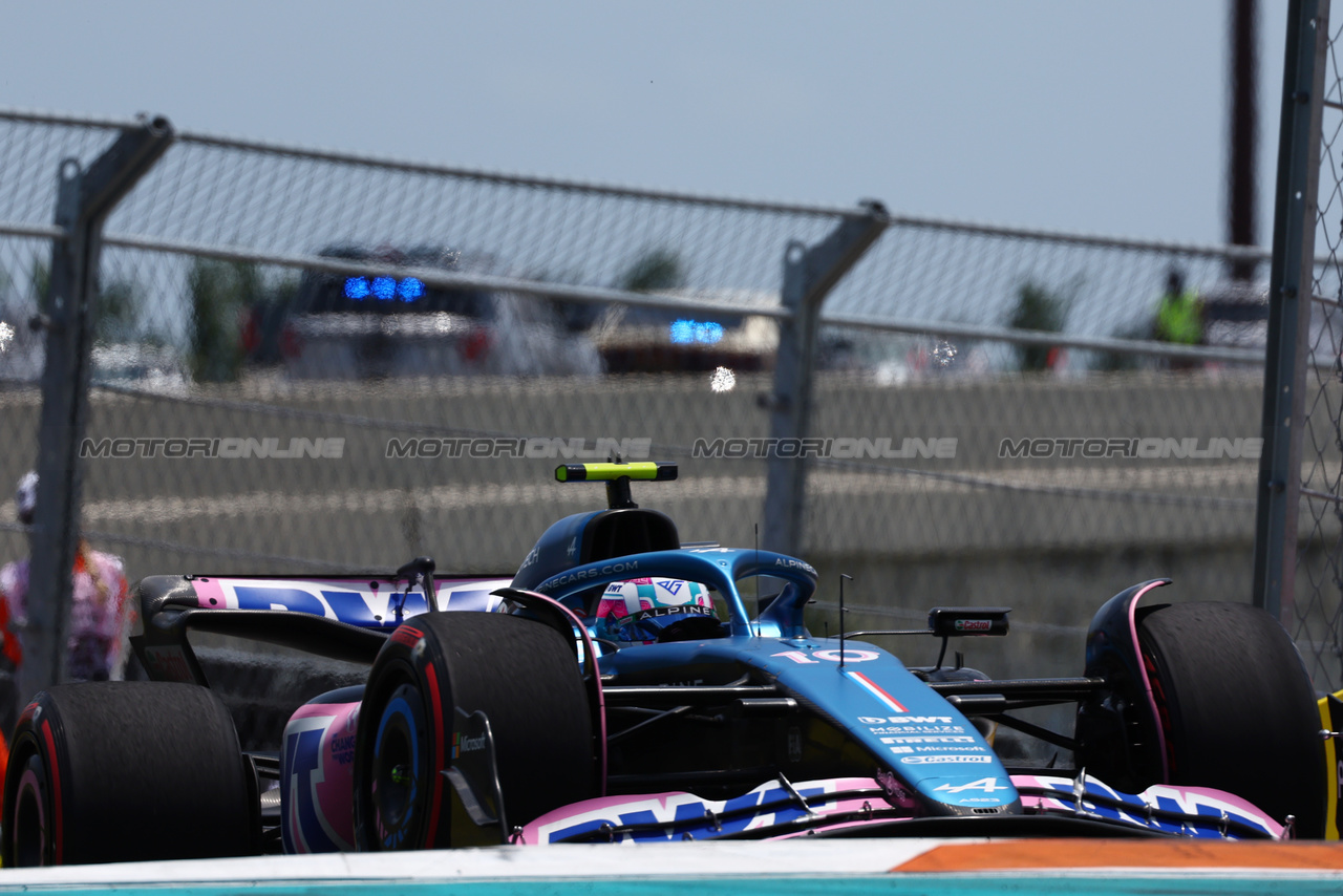 GP MIAMI, Pierre Gasly (FRA) Alpine F1 Team A523.



06.05.2023. Formula 1 World Championship, Rd 5, Miami Grand Prix, Miami, Florida, USA, Qualifiche Day.

 - www.xpbimages.com, EMail: requests@xpbimages.com ¬© Copyright: Coates / XPB Images