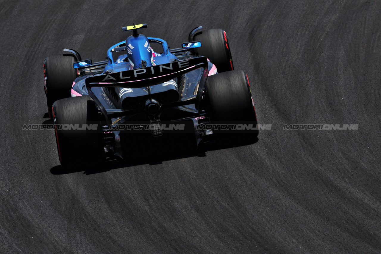 GP MIAMI, Pierre Gasly (FRA) Alpine F1 Team A523.

06.05.2023. Formula 1 World Championship, Rd 5, Miami Grand Prix, Miami, Florida, USA, Qualifiche Day.

- www.xpbimages.com, EMail: requests@xpbimages.com ¬© Copyright: Bearne / XPB Images