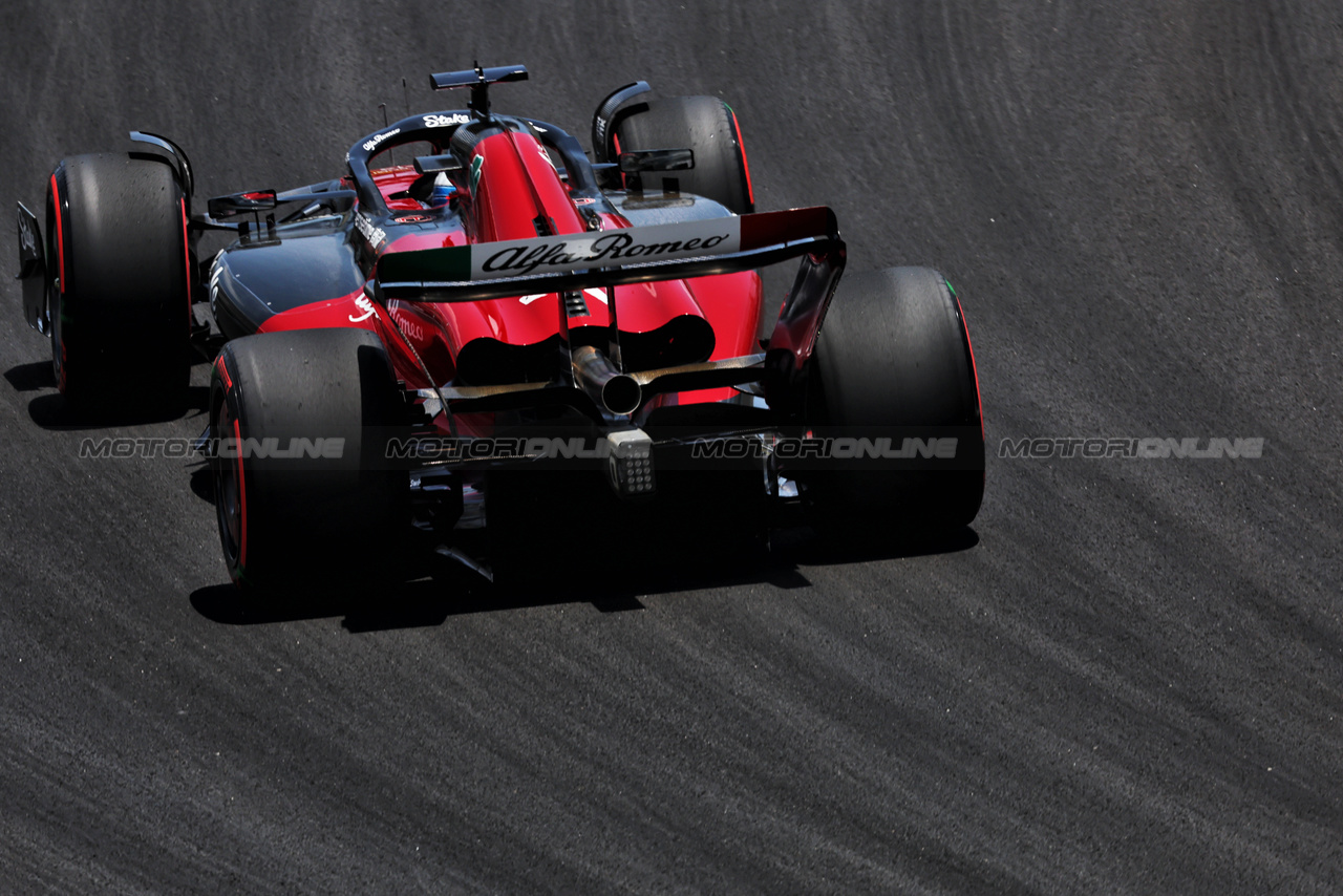 GP MIAMI, Valtteri Bottas (FIN) Alfa Romeo F1 Team C43.

06.05.2023. Formula 1 World Championship, Rd 5, Miami Grand Prix, Miami, Florida, USA, Qualifiche Day.

- www.xpbimages.com, EMail: requests@xpbimages.com ¬© Copyright: Bearne / XPB Images