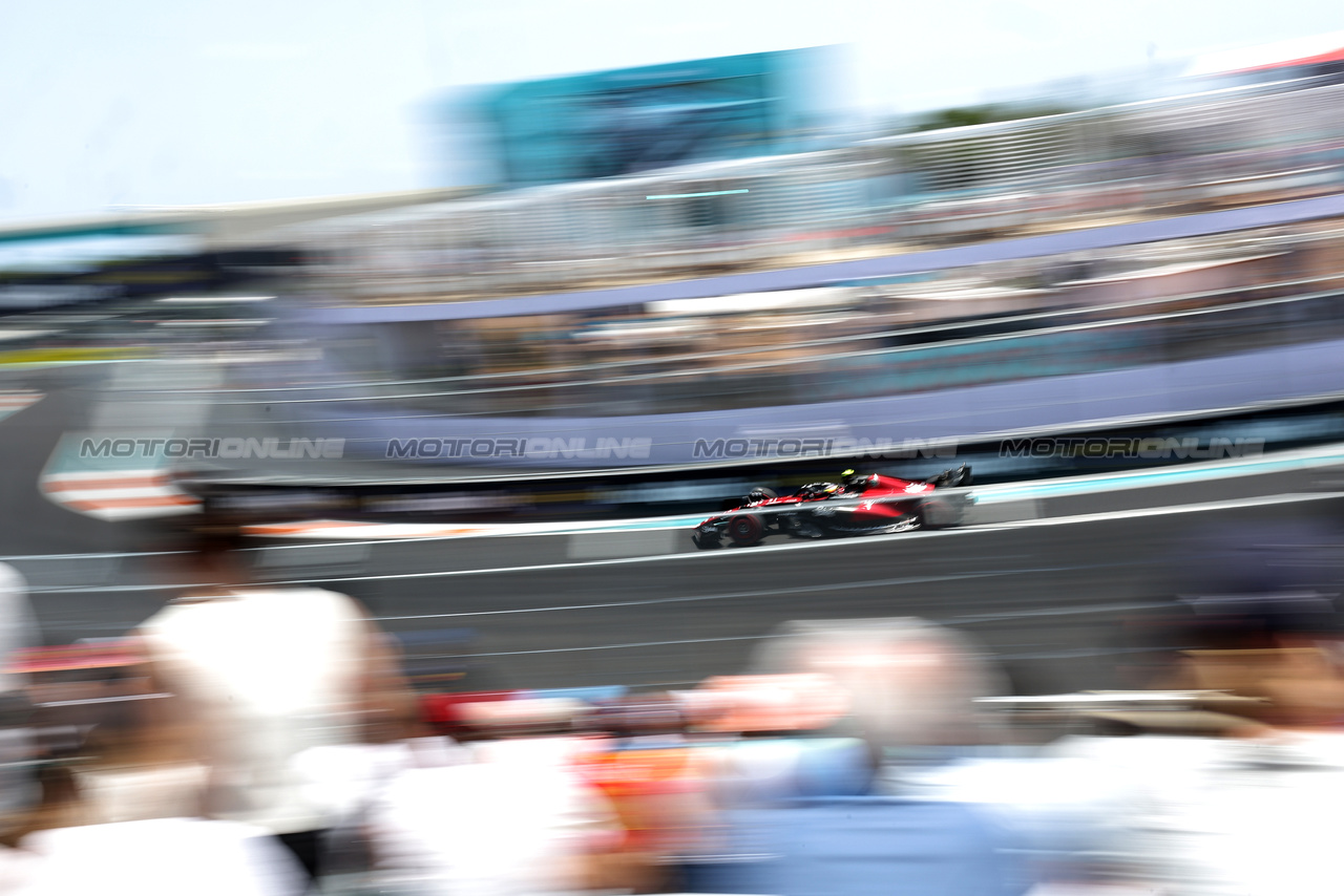 GP MIAMI, Zhou Guanyu (CHN) Alfa Romeo F1 Team C43.

06.05.2023. Formula 1 World Championship, Rd 5, Miami Grand Prix, Miami, Florida, USA, Qualifiche Day.

- www.xpbimages.com, EMail: requests@xpbimages.com ¬© Copyright: Bearne / XPB Images