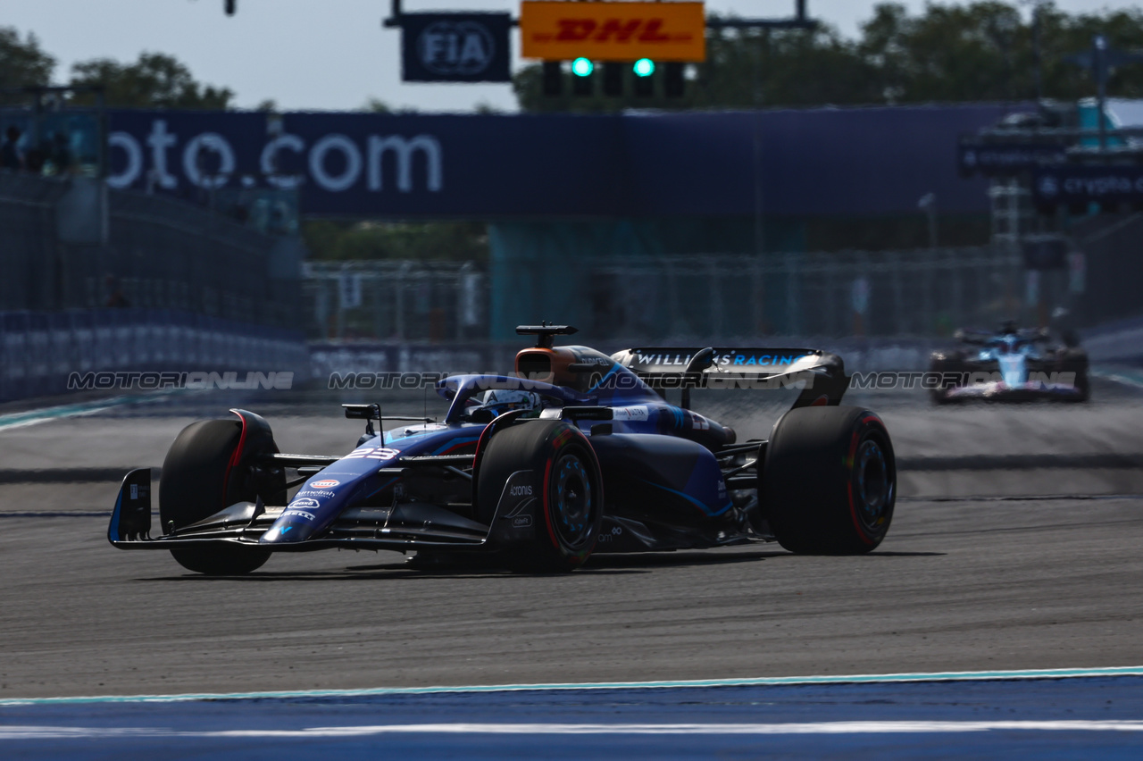 GP MIAMI, Alex Albon (THA), Williams F1 Team 
06.05.2023. Formula 1 World Championship, Rd 5, Miami Grand Prix, Miami, Florida, USA, Qualifiche Day.
- www.xpbimages.com, EMail: requests@xpbimages.com ¬© Copyright: Charniaux / XPB Images