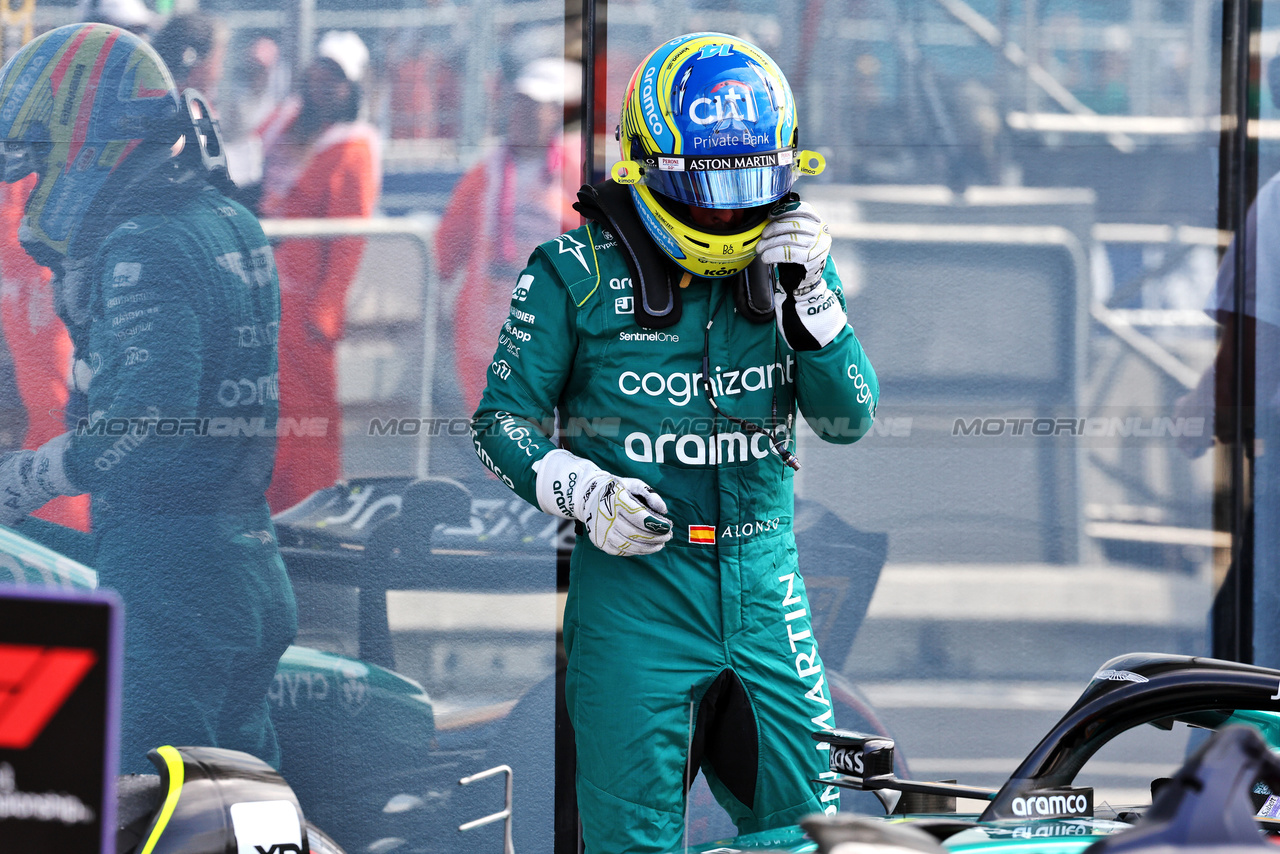 GP MIAMI, Second placed Fernando Alonso (ESP) Aston Martin F1 Team AMR23 in qualifying parc ferme.

06.05.2023. Formula 1 World Championship, Rd 5, Miami Grand Prix, Miami, Florida, USA, Qualifiche Day.

- www.xpbimages.com, EMail: requests@xpbimages.com ¬© Copyright: Moy / XPB Images