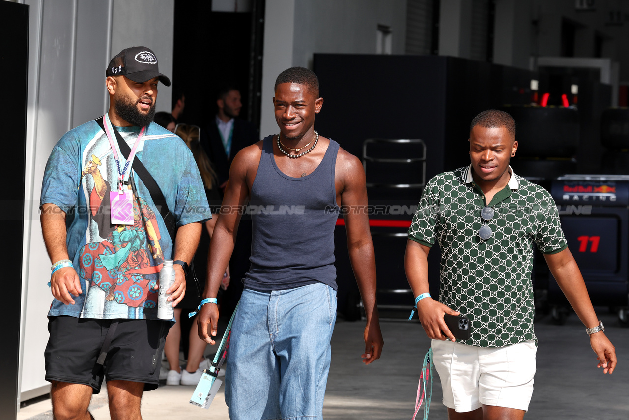 GP MIAMI, Paddock Guests.

06.05.2023. Formula 1 World Championship, Rd 5, Miami Grand Prix, Miami, Florida, USA, Qualifiche Day.

- www.xpbimages.com, EMail: requests@xpbimages.com ¬© Copyright: Moy / XPB Images