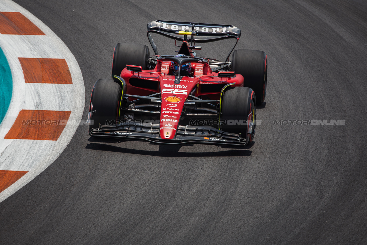 GP MIAMI, Carlos Sainz Jr (ESP) Ferrari SF-23.

06.05.2023. Formula 1 World Championship, Rd 5, Miami Grand Prix, Miami, Florida, USA, Qualifiche Day.

- www.xpbimages.com, EMail: requests@xpbimages.com ¬© Copyright: Bearne / XPB Images