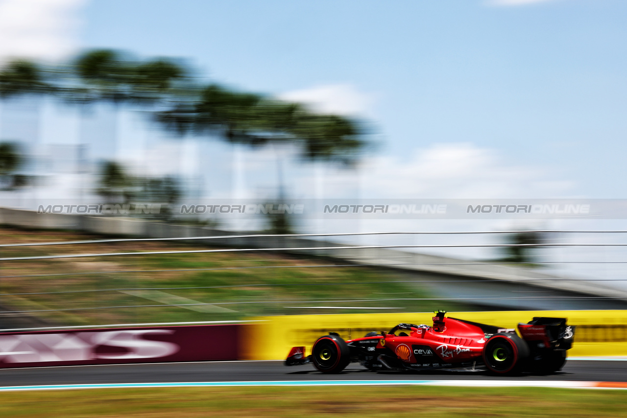 GP MIAMI, Carlos Sainz Jr (ESP) Ferrari SF-23.

06.05.2023. Formula 1 World Championship, Rd 5, Miami Grand Prix, Miami, Florida, USA, Qualifiche Day.

 - www.xpbimages.com, EMail: requests@xpbimages.com ¬© Copyright: Coates / XPB Images