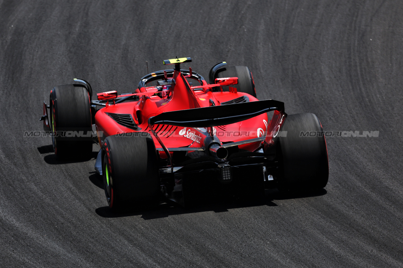 GP MIAMI, Carlos Sainz Jr (ESP) Ferrari SF-23.

06.05.2023. Formula 1 World Championship, Rd 5, Miami Grand Prix, Miami, Florida, USA, Qualifiche Day.

- www.xpbimages.com, EMail: requests@xpbimages.com ¬© Copyright: Bearne / XPB Images