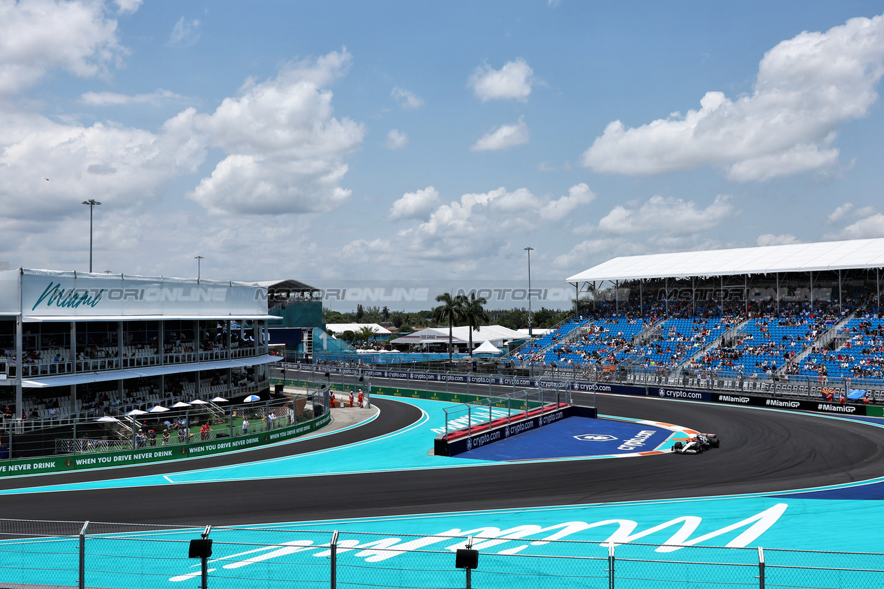 GP MIAMI, Nyck de Vries (NLD) AlphaTauri AT04.

06.05.2023. Formula 1 World Championship, Rd 5, Miami Grand Prix, Miami, Florida, USA, Qualifiche Day.

- www.xpbimages.com, EMail: requests@xpbimages.com ¬© Copyright: Moy / XPB Images