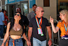 GP MIAMI, Jeff Bezos (USA) Amazon Executive Chairman ei with Domenica Lauren Sanchez, TV Host.
06.05.2023. Formula 1 World Championship, Rd 5, Miami Grand Prix, Miami, Florida, USA, Qualifiche Day.
 - www.xpbimages.com, EMail: requests@xpbimages.com ¬© Copyright: Coates / XPB Images