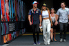 GP MIAMI, (L to R): Daniel Ricciardo (AUS) Red Bull Racing Reserve e Third Driver with Domenica Heidi Berger (AUT).
06.05.2023. Formula 1 World Championship, Rd 5, Miami Grand Prix, Miami, Florida, USA, Qualifiche Day.
 - www.xpbimages.com, EMail: requests@xpbimages.com ¬© Copyright: Coates / XPB Images