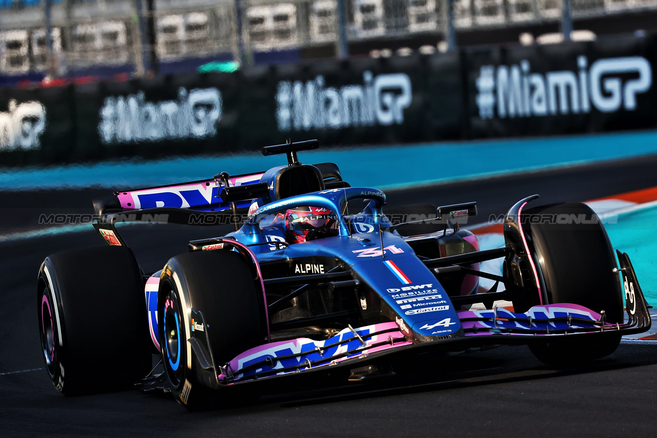 GP MIAMI, Esteban Ocon (FRA) Alpine F1 Team A523.

05.05.2023. Formula 1 World Championship, Rd 5, Miami Grand Prix, Miami, Florida, USA, Practice Day.

- www.xpbimages.com, EMail: requests@xpbimages.com ¬© Copyright: Batchelor / XPB Images