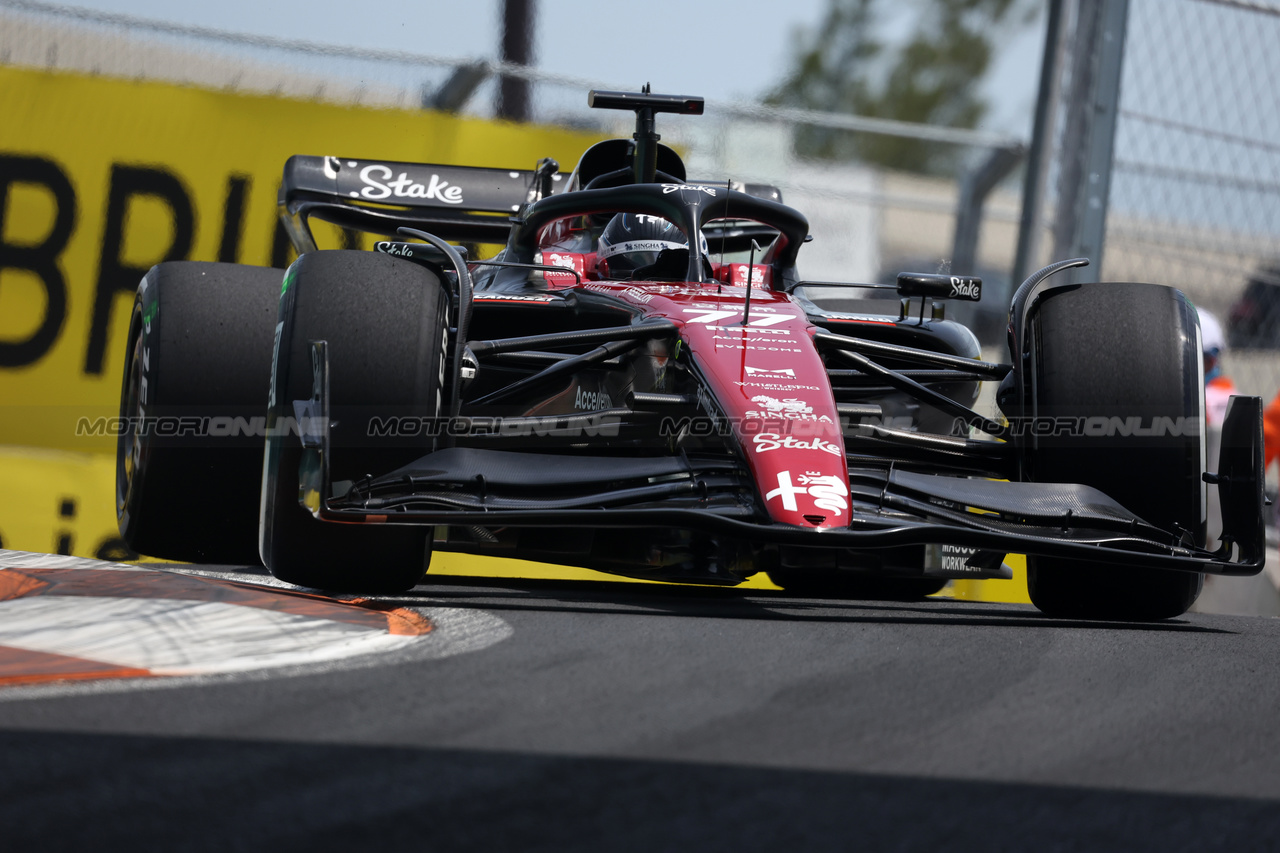 GP MIAMI, Valtteri Bottas (FIN) Alfa Romeo F1 Team C43.

05.05.2023. Formula 1 World Championship, Rd 5, Miami Grand Prix, Miami, Florida, USA, Practice Day.

- www.xpbimages.com, EMail: requests@xpbimages.com ¬© Copyright: Bearne / XPB Images