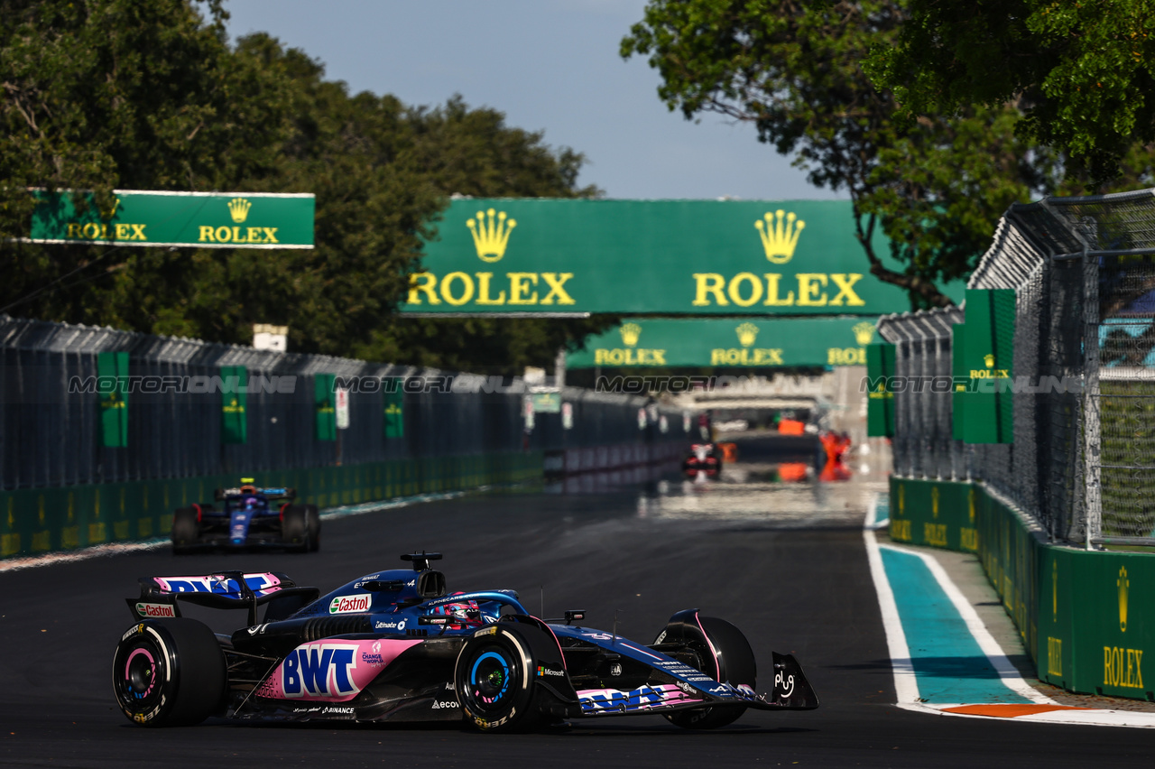 GP MIAMI, Esteban Ocon (FRA), Alpine F1 Team 
05.05.2023. Formula 1 World Championship, Rd 5, Miami Grand Prix, Miami, Florida, USA, Practice Day.
- www.xpbimages.com, EMail: requests@xpbimages.com ¬© Copyright: Charniaux / XPB Images