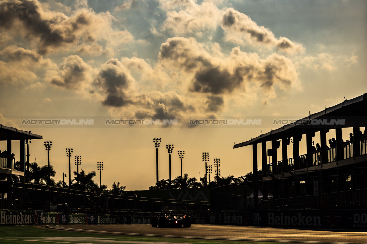 GP MIAMI, Low light action.

05.05.2023. Formula 1 World Championship, Rd 5, Miami Grand Prix, Miami, Florida, USA, Practice Day.

- www.xpbimages.com, EMail: requests@xpbimages.com ¬© Copyright: Bearne / XPB Images