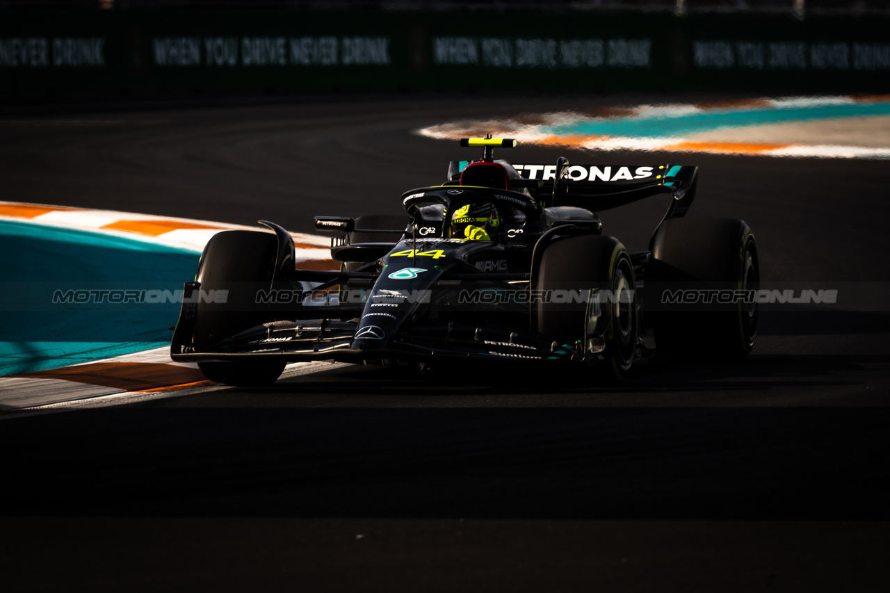 GP MIAMI, Lewis Hamilton (GBR) Mercedes AMG F1 W14.

05.05.2023. Formula 1 World Championship, Rd 5, Miami Grand Prix, Miami, Florida, USA, Practice Day.

- www.xpbimages.com, EMail: requests@xpbimages.com ¬© Copyright: Bearne / XPB Images