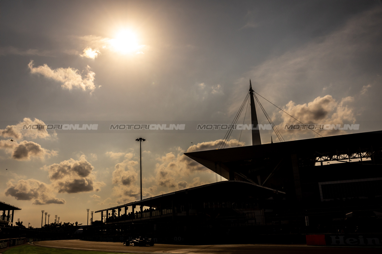 GP MIAMI, Low light action.

05.05.2023. Formula 1 World Championship, Rd 5, Miami Grand Prix, Miami, Florida, USA, Practice Day.

- www.xpbimages.com, EMail: requests@xpbimages.com ¬© Copyright: Bearne / XPB Images