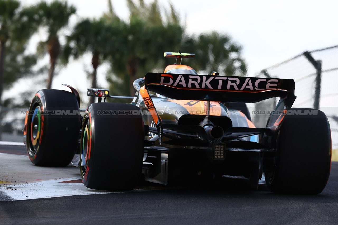 GP MIAMI, Lando Norris (GBR) McLaren MCL60.

05.05.2023. Formula 1 World Championship, Rd 5, Miami Grand Prix, Miami, Florida, USA, Practice Day.

 - www.xpbimages.com, EMail: requests@xpbimages.com ¬© Copyright: Coates / XPB Images