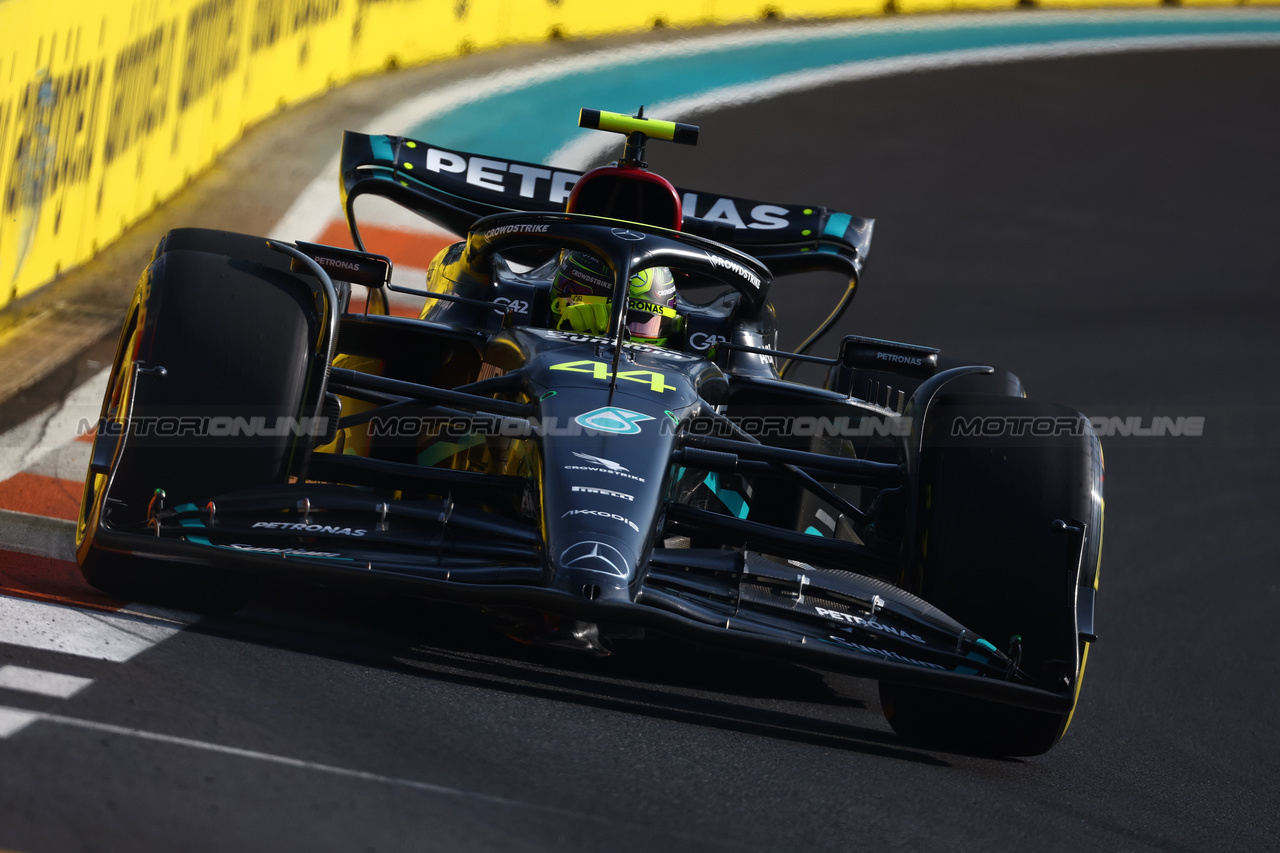 GP MIAMI, Lewis Hamilton (GBR) Mercedes AMG F1 W14.

05.05.2023. Formula 1 World Championship, Rd 5, Miami Grand Prix, Miami, Florida, USA, Practice Day.

 - www.xpbimages.com, EMail: requests@xpbimages.com ¬© Copyright: Coates / XPB Images
