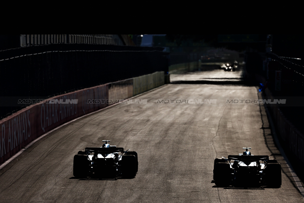 GP MIAMI, Alexander Albon (THA) Williams Racing FW45 (Left).

05.05.2023. Formula 1 World Championship, Rd 5, Miami Grand Prix, Miami, Florida, USA, Practice Day.

 - www.xpbimages.com, EMail: requests@xpbimages.com ¬© Copyright: Coates / XPB Images