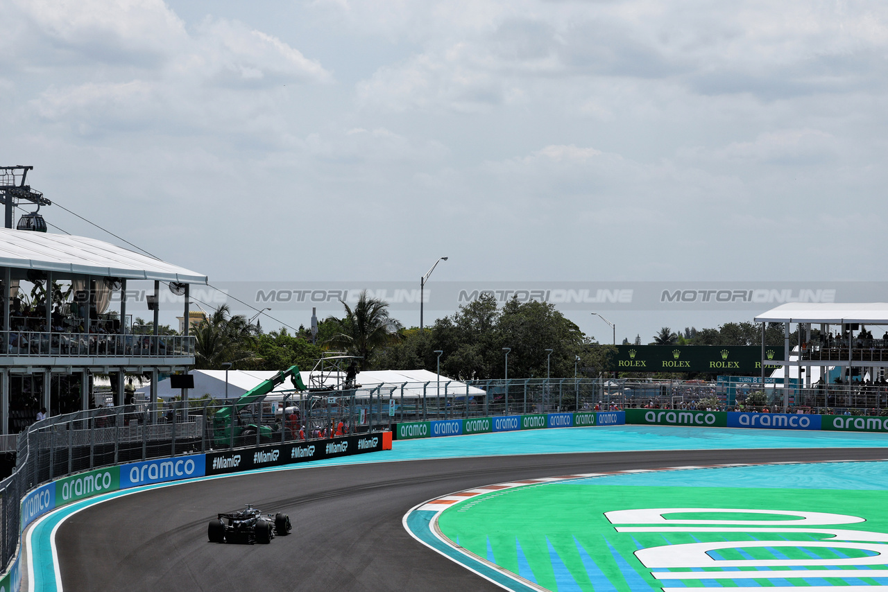 GP MIAMI, George Russell (GBR) Mercedes AMG F1 W14.

05.05.2023. Formula 1 World Championship, Rd 5, Miami Grand Prix, Miami, Florida, USA, Practice Day.

- www.xpbimages.com, EMail: requests@xpbimages.com ¬© Copyright: Moy / XPB Images