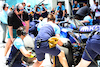 GP MIAMI, Miami Dolphins players with Williams Racing.
05.05.2023. Formula 1 World Championship, Rd 5, Miami Grand Prix, Miami, Florida, USA, Practice Day.
- www.xpbimages.com, EMail: requests@xpbimages.com ¬© Copyright: Bearne / XPB Images