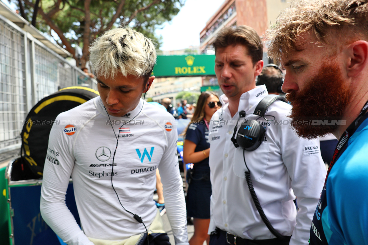 GP MONACO, Alexander Albon (THA) Williams Racing on the grid.

28.05.2023. Formula 1 World Championship, Rd 7, Monaco Grand Prix, Monte Carlo, Monaco, Gara Day.

- www.xpbimages.com, EMail: requests@xpbimages.com ¬© Copyright: Batchelor / XPB Images