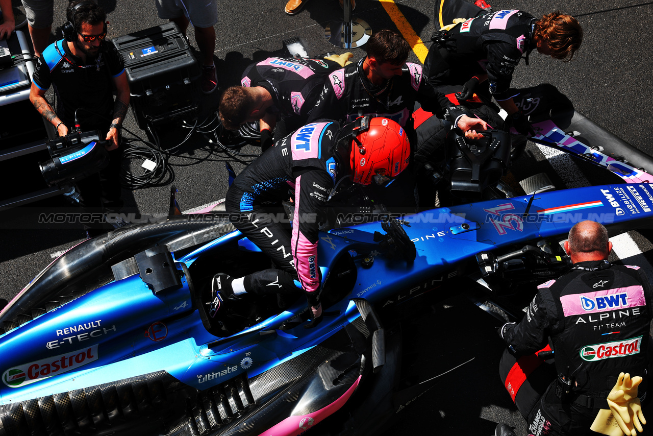 GP MONACO, Esteban Ocon (FRA) Alpine F1 Team A523 on the grid.

28.05.2023. Formula 1 World Championship, Rd 7, Monaco Grand Prix, Monte Carlo, Monaco, Gara Day.

 - www.xpbimages.com, EMail: requests@xpbimages.com ¬© Copyright: Coates / XPB Images