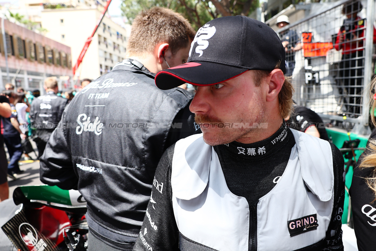 GP MONACO, Valtteri Bottas (FIN) Alfa Romeo F1 Team on the grid.

28.05.2023. Formula 1 World Championship, Rd 7, Monaco Grand Prix, Monte Carlo, Monaco, Gara Day.

- www.xpbimages.com, EMail: requests@xpbimages.com ¬© Copyright: Batchelor / XPB Images