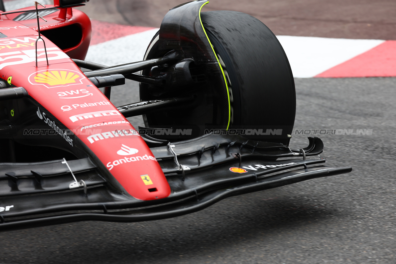 GP MONACO, Carlos Sainz Jr (ESP) Ferrari SF-23 with a broken front wing.

28.05.2023. Formula 1 World Championship, Rd 7, Monaco Grand Prix, Monte Carlo, Monaco, Gara Day.

- www.xpbimages.com, EMail: requests@xpbimages.com ¬© Copyright: Batchelor / XPB Images